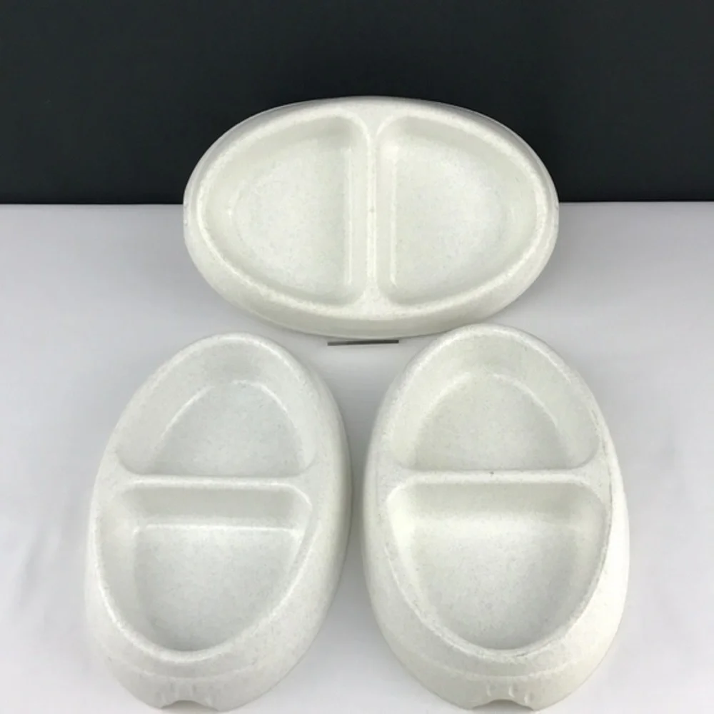 Stylette - ‘Plastic Feeding bowls’  Small animal size. Bundle of 3. EUC